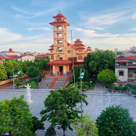 Viet Huong Hotel Ниньбинь Экстерьер фото