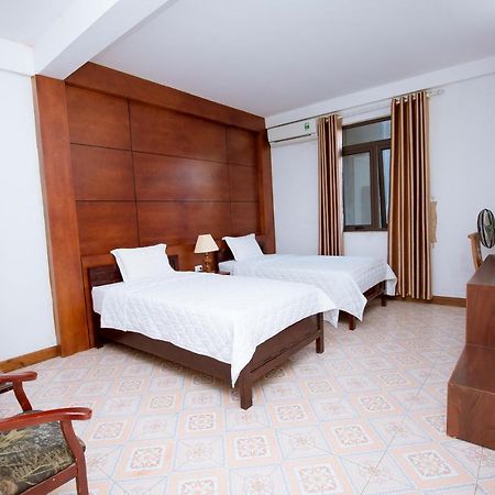 Viet Huong Hotel Ниньбинь Экстерьер фото