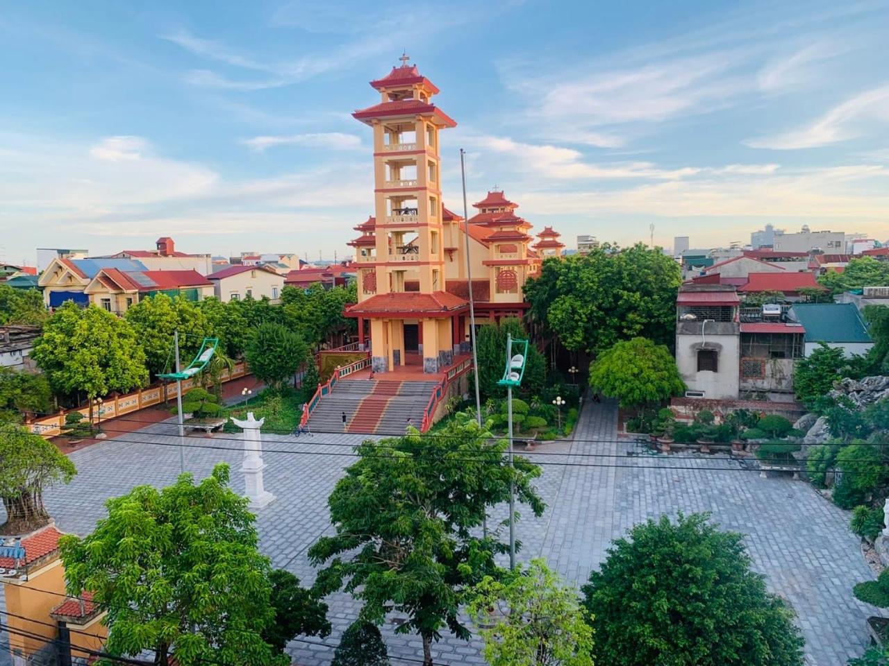 Viet Huong Hotel Ниньбинь Экстерьер фото