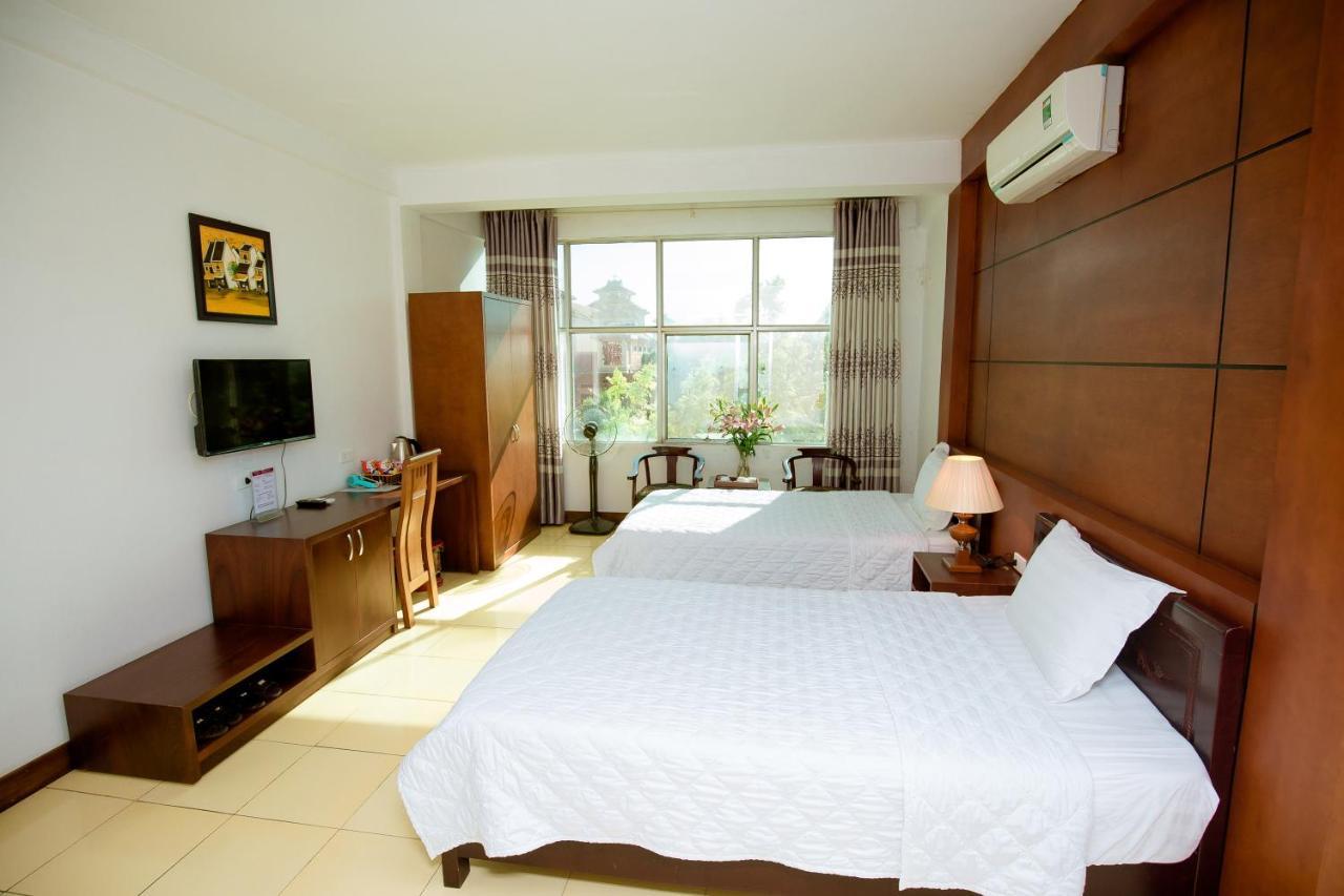 Viet Huong Hotel Ниньбинь Экстерьер фото